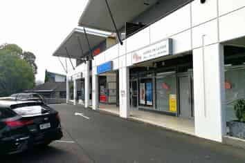 Popular Albany Central Retail Shop For Lease