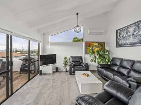 3/80 Onewa Road, Northcote