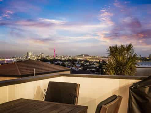 3/80 Onewa Road, Northcote