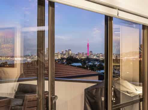 3/80 Onewa Road, Northcote