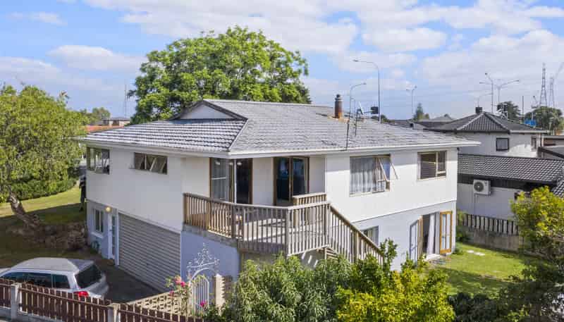 123 Beach Road, Pahurehure