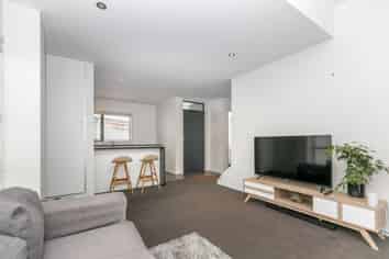 6/189 Massey Street, Frankton