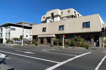 Prime Retail (ex Restaurant) - SH1 Profile!