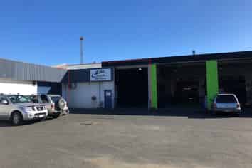 Harbourside warehousing - 518m2