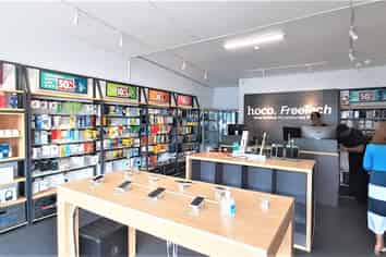 Birkenhead Retail Opportunity - Excellent Road Frontage