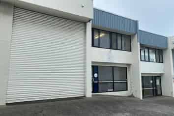 Industrial Warehouse/Office - Airport Oaks