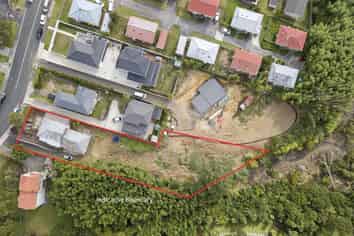 1/111 & 2/ Tirimoana Road, Te Atatu South