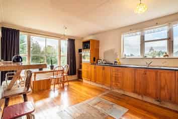 17 Kennard Crescent, Karitane