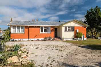 17 Kennard Crescent, Karitane