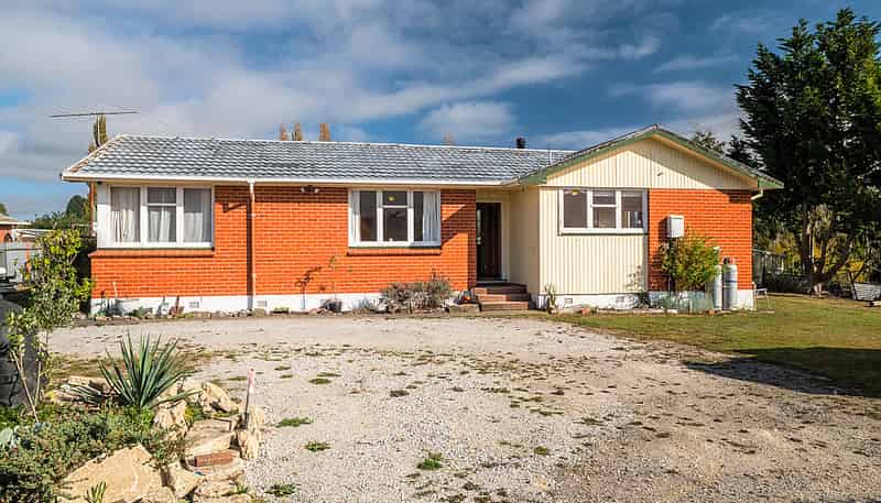 17 Kennard Crescent, Karitane