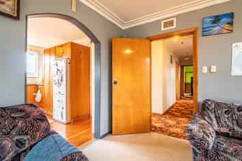 17 Kennard Crescent, Karitane