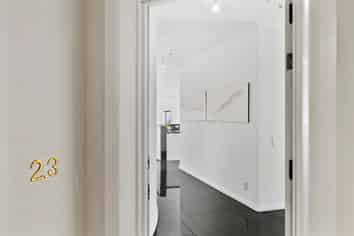 2.3/1 Queens Wharf, Wellington Central