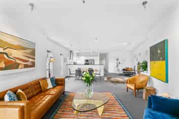 2.3/1 Queens Wharf, Wellington Central