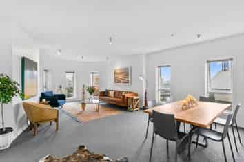 2.3/1 Queens Wharf, Wellington Central