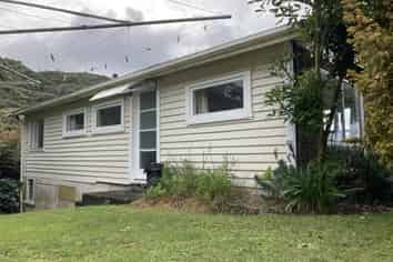 57 North Street, Mokau