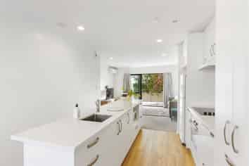 6/170 Mokoia Road, Chatswood