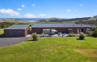 812 Ruapuke Road, Raglan