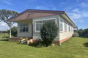 76 Nine Mile Road, Westport