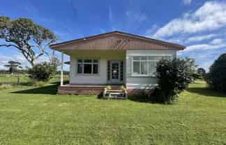 76 Nine Mile Road, Westport