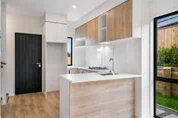 Lot 5/ 4 Edgerton Road, Te Atatu Peninsula