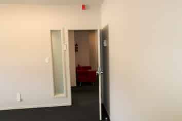 Immaculate small office suite in Central Tawa