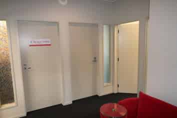 Immaculate small office suite in Central Tawa