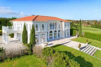 Auckland - Address withheld