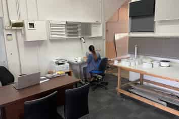 Roadside Office or Retail Opportunity