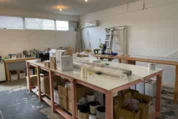 Roadside Office or Retail Opportunity