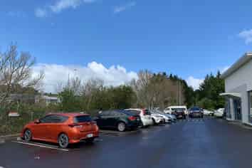 9E Apollo Dr, Rosedale