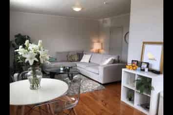 6/146 St Johns Road, Saint Johns