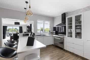 23 Paparoa Road, Te Puna