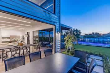 15A Golf Road, Epsom