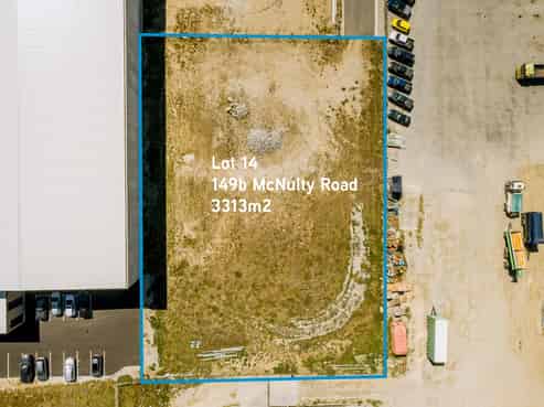 Freehold industrial lot for sale