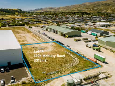 Freehold industrial lot for sale