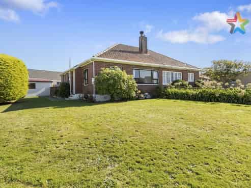 144 Oxford Terrace, Epuni