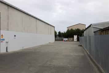 Spacious Rear Warehouse and Offices