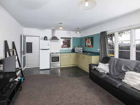 59 and 59A Irvine Street, Frankton