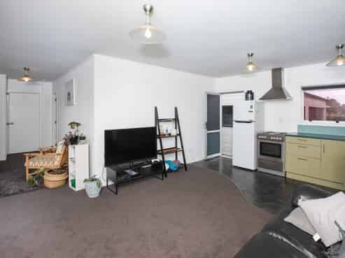 59 and 59A Irvine Street, Frankton