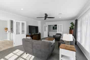 32 McGowan Road, Wainuiomata