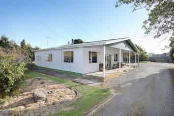 8 Maunder Street, Marton