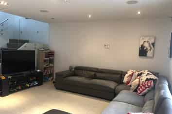 15 Tenbless Court, Unsworth Heights