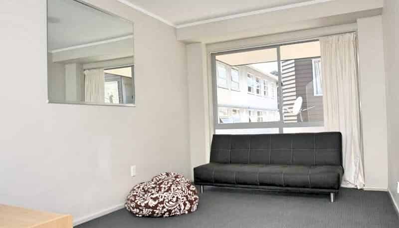 8/27 Drummond Street, Mount Cook