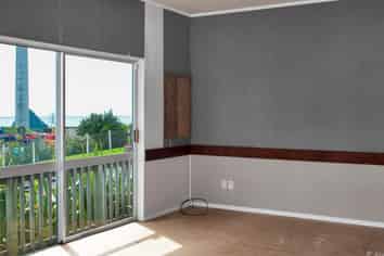 Port Warehousing with Separate office space