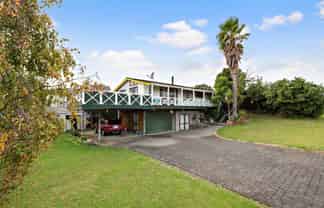 2 Keven Road, Clarks Beach