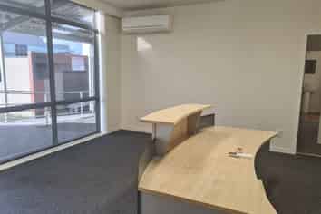 74 Don Street- Office Suite