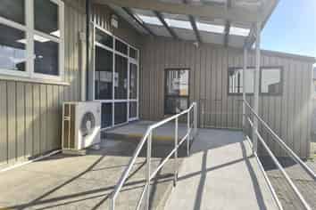 74 Don Street- Office Suite