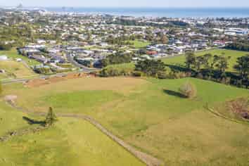 137 Smart Road, Glen Avon