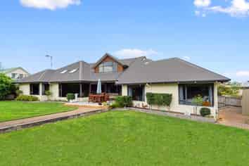 15 Gavin Heights, Rototuna