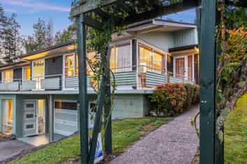 22 Russell Crescent, Western Heights